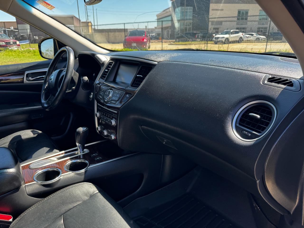 Photo 9 of 2013 Nissan Pathfinder Wagon for sale in Katy, TX