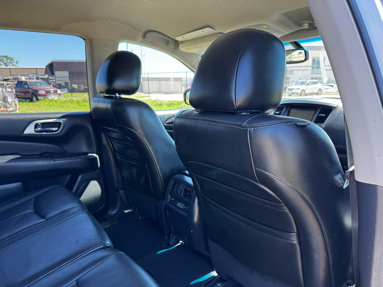 Photo 11 of 2013 Nissan Pathfinder Wagon for sale in Katy, TX