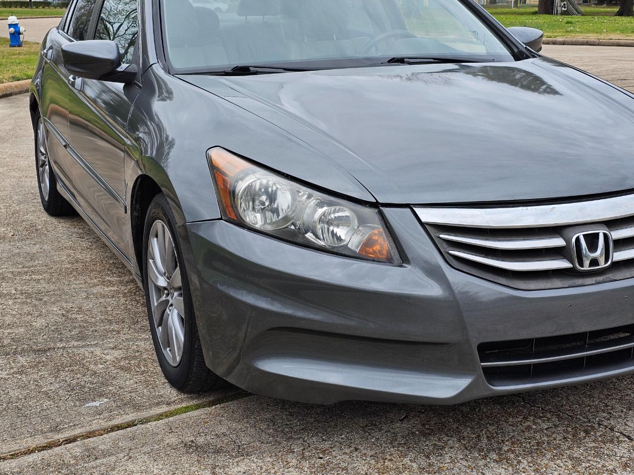 Photo 12 of 2012 Honda Accord EX-L for sale in Houston, TX