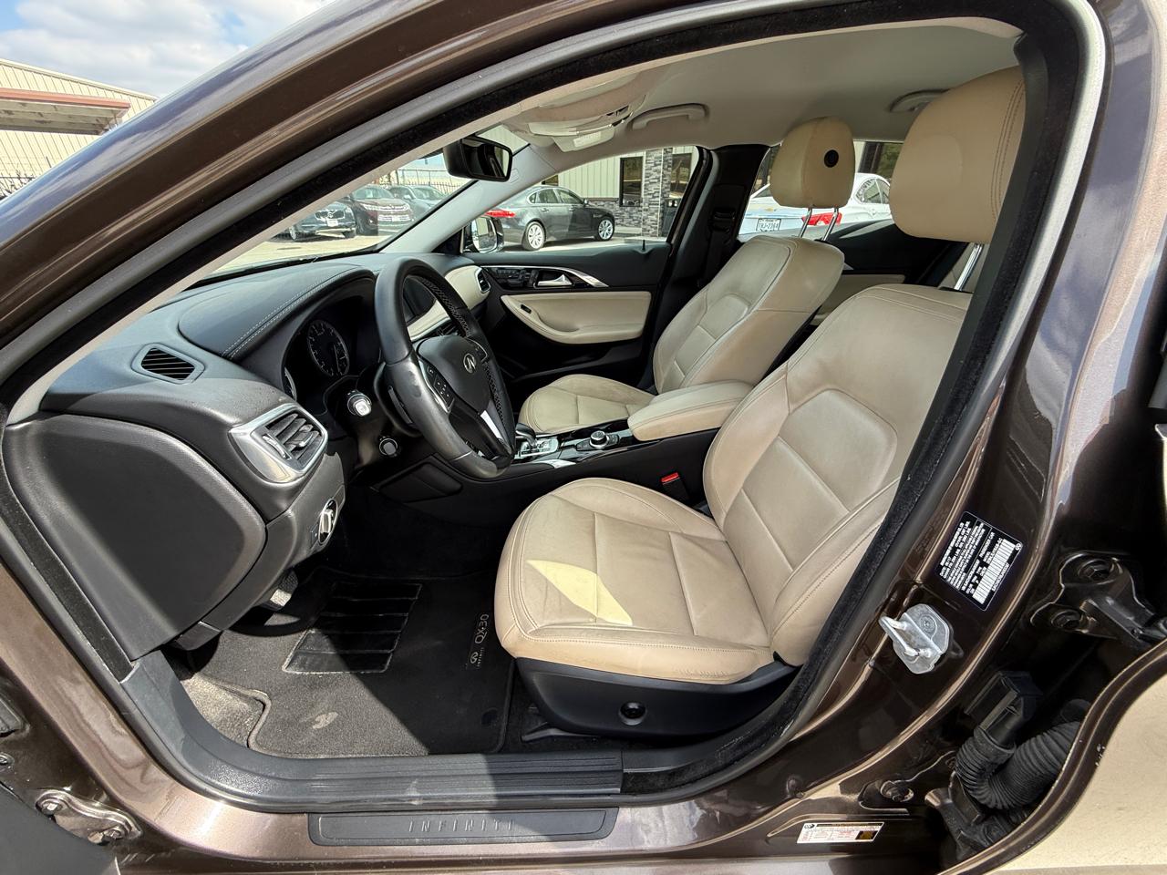 Photo 16 of 2018 Infiniti Qx30 Luxury AWD for sale in Houston, TX