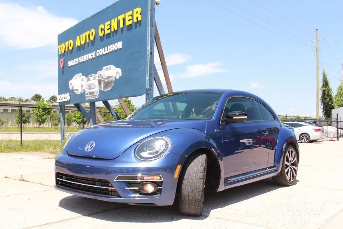 Photo 4 of 2014 Volkswagen Beetle R-line for sale in Cypress, TX