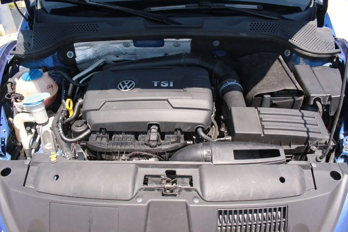 Photo 25 of 2014 Volkswagen Beetle R-line for sale in Cypress, TX