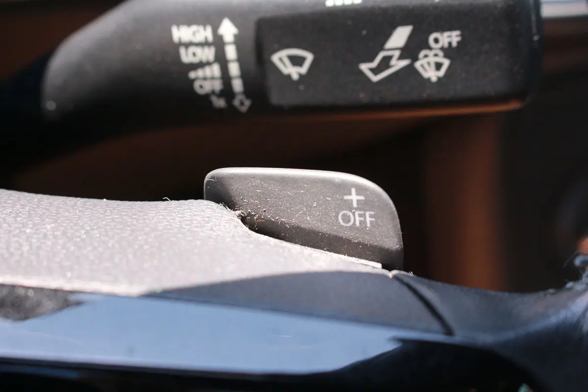 Photo 39 of 2014 Volkswagen Beetle R-line for sale in Cypress, TX