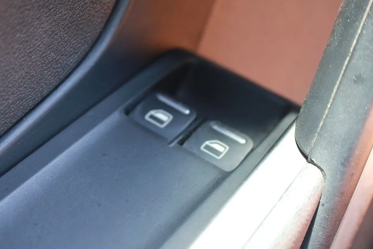 Photo 40 of 2014 Volkswagen Beetle R-line for sale in Cypress, TX