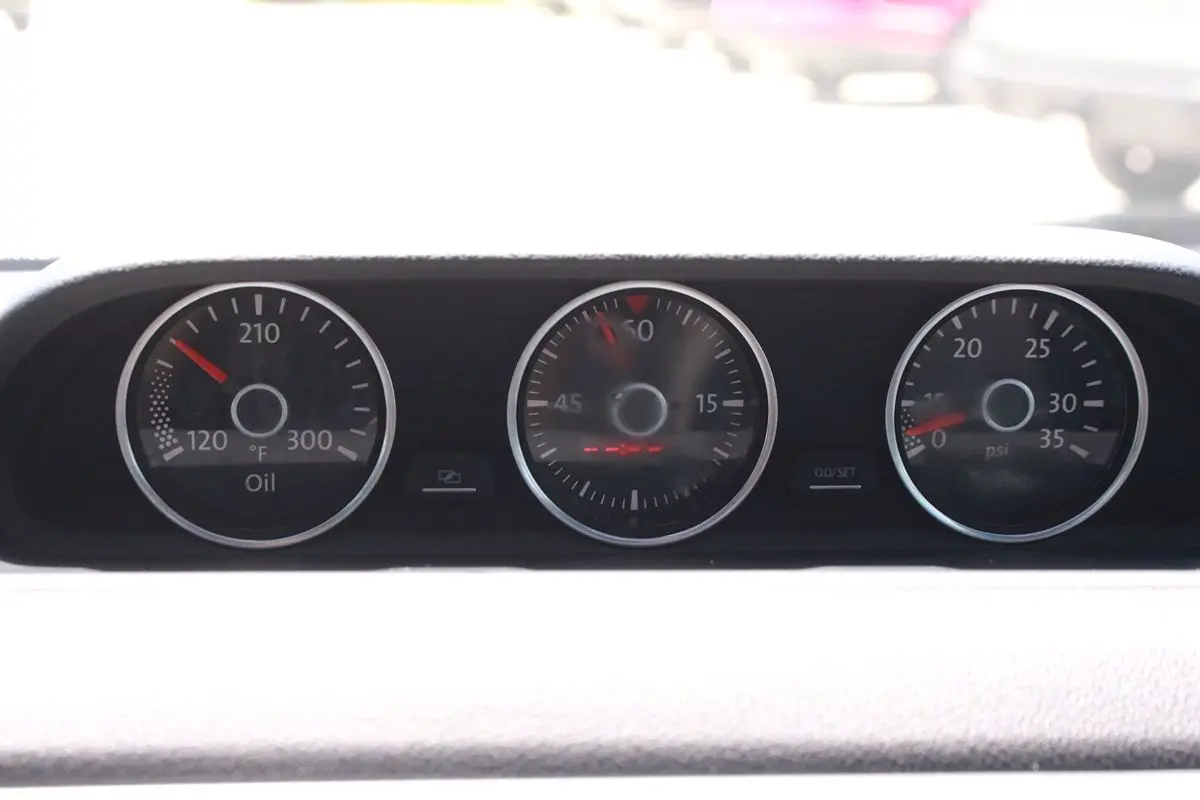 Photo 60 of 2014 Volkswagen Beetle R-line for sale in Cypress, TX