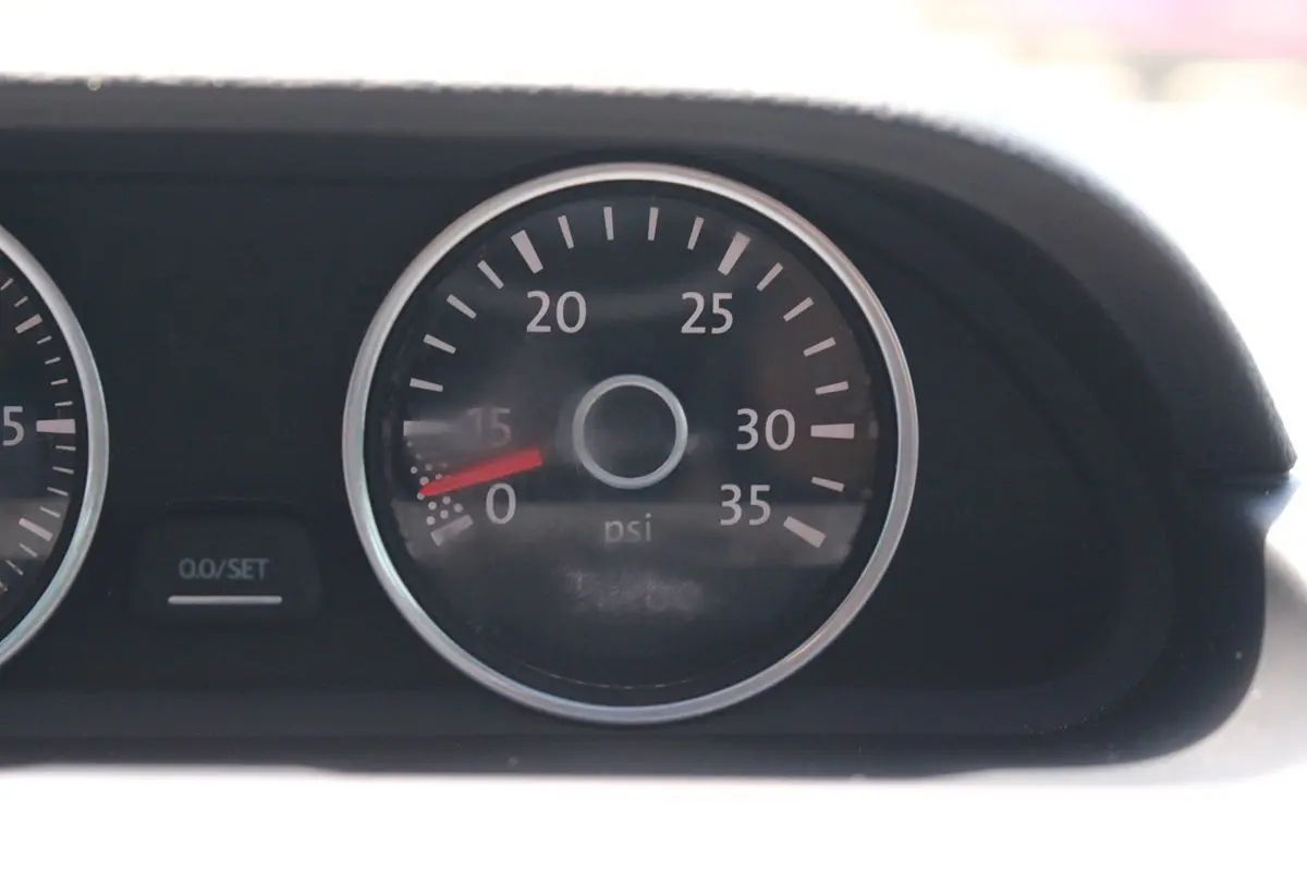 Photo 64 of 2014 Volkswagen Beetle R-line for sale in Cypress, TX