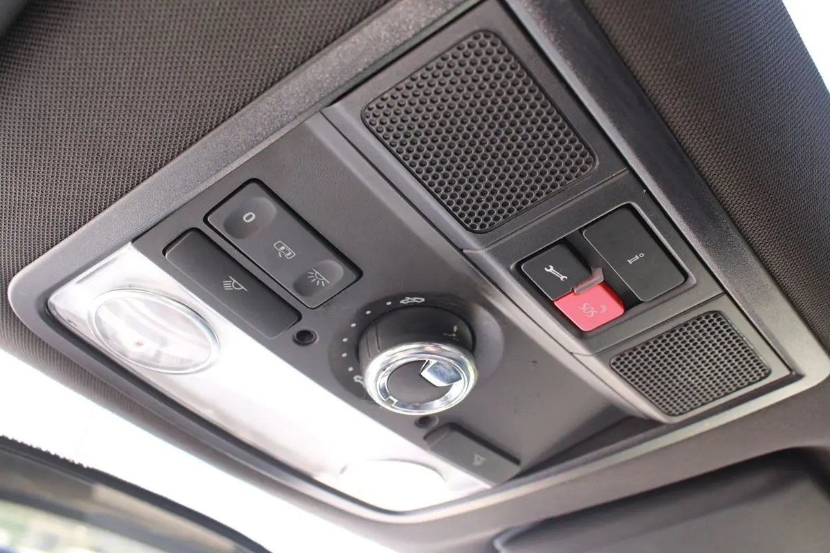 Photo 67 of 2014 Volkswagen Beetle R-line for sale in Cypress, TX