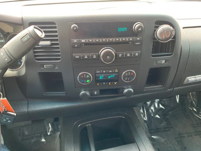 Photo 5 of 2012 Chevrolet Silverado for sale in Cypress, TX
