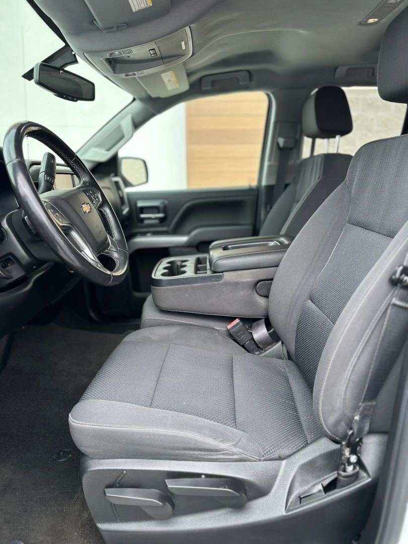 Photo 16 of 2018 Chevrolet Silverado LT for sale in Houston, TX