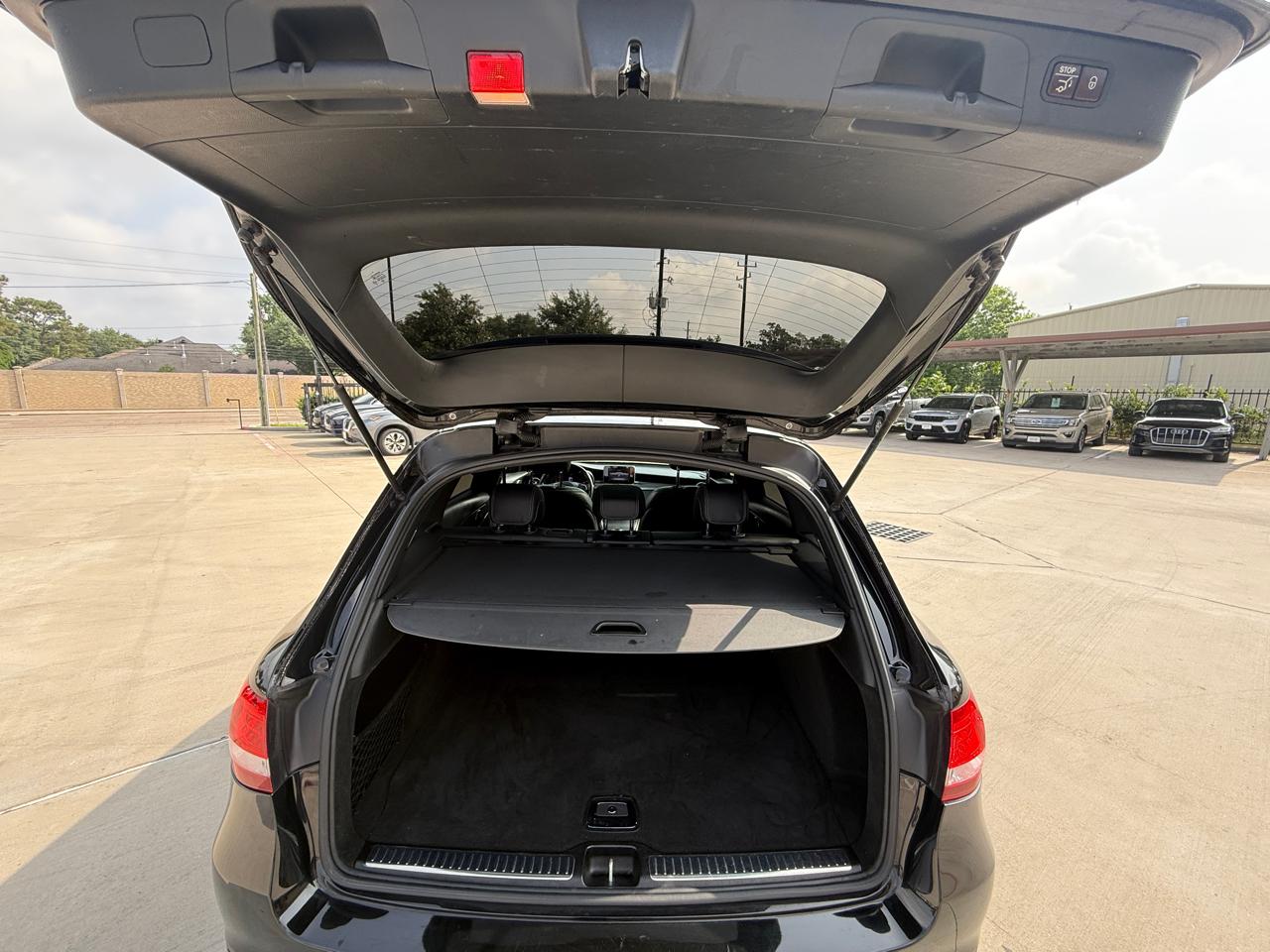 Photo 31 of 2018 Mercedes-Benz Glc-Class Glc300 4MATIC for sale in Houston, TX