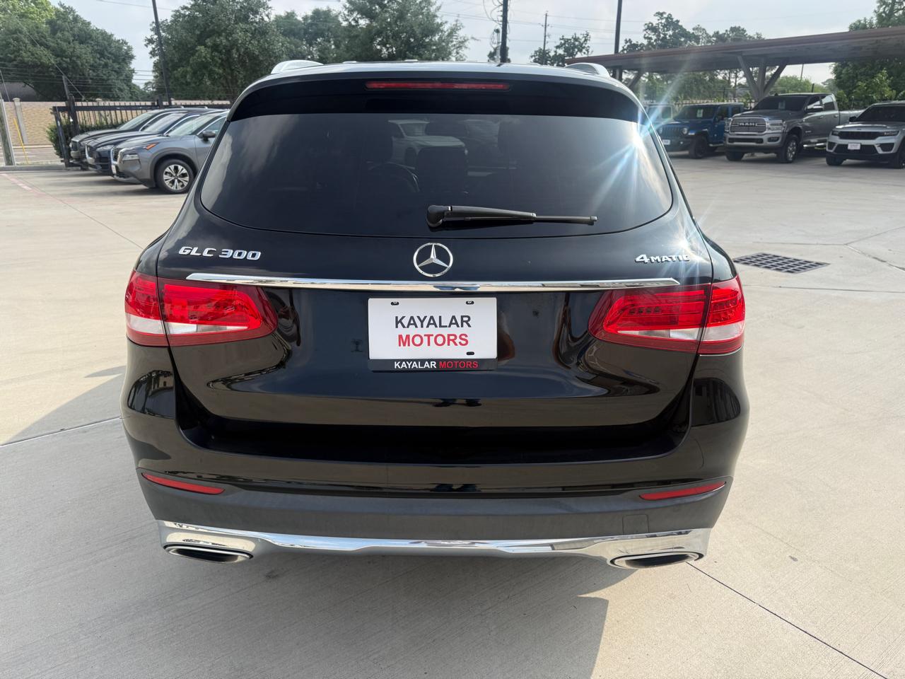 Photo 10 of 2018 Mercedes-Benz Glc-Class Glc300 4MATIC for sale in Houston, TX