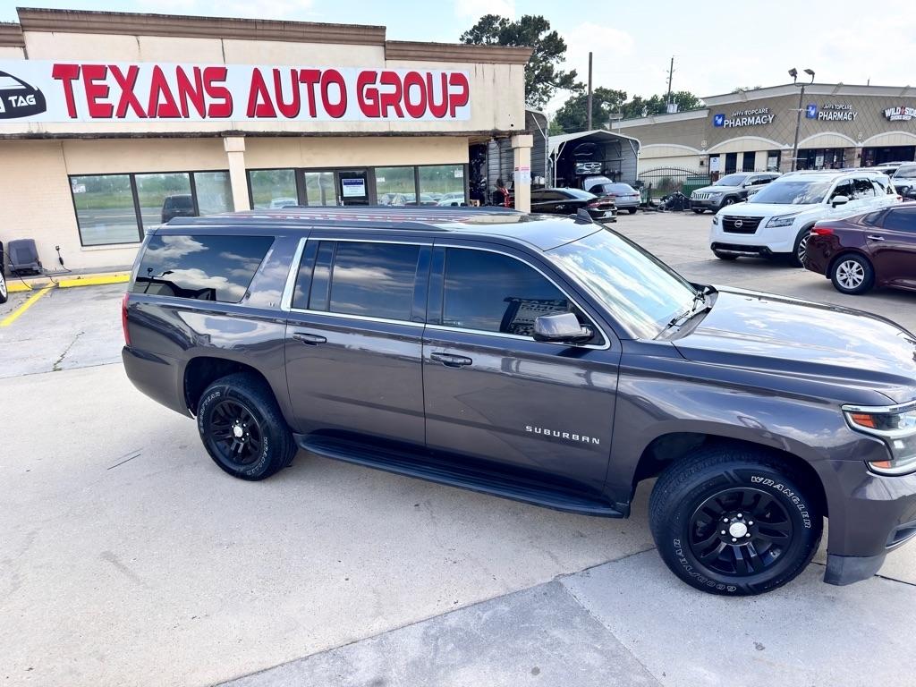 Photo 7 of 2018 Chevrolet Suburban LT for sale in Spring, TX