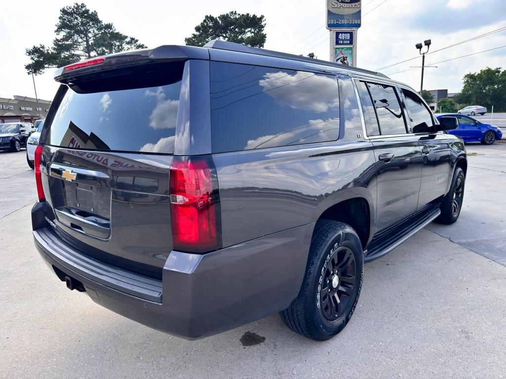 Photo 23 of 2018 Chevrolet Suburban LT for sale in Spring, TX