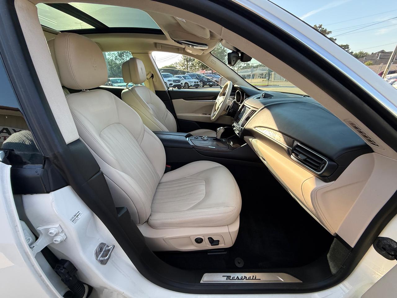 Photo 23 of 2017 Maserati Levante Luxury for sale in Houston, TX
