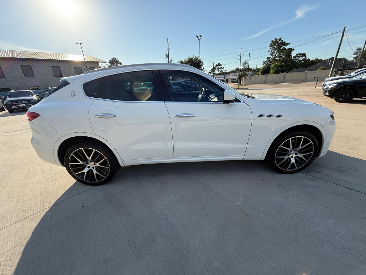 Photo 14 of 2017 Maserati Levante Luxury for sale in Houston, TX
