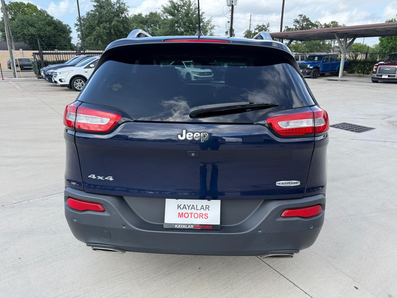 Photo 9 of 2015 Jeep Cherokee Latitude for sale in Houston, TX