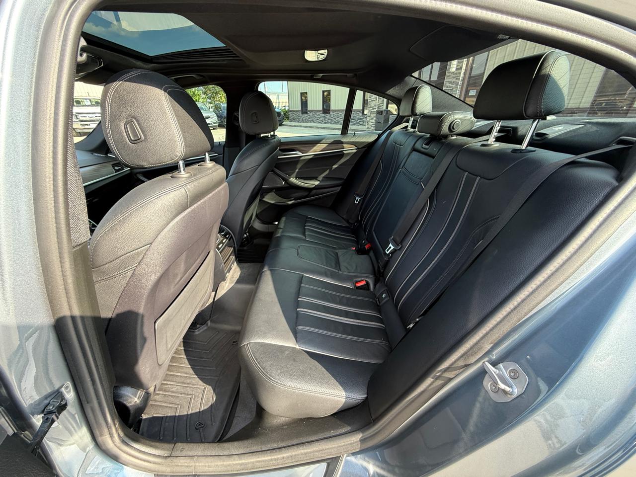 Photo 21 of 2019 BMW 530i 5-series for sale in Houston, TX