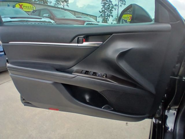 Photo 5 of 2021 Toyota Camry SE for sale in Cypress, TX