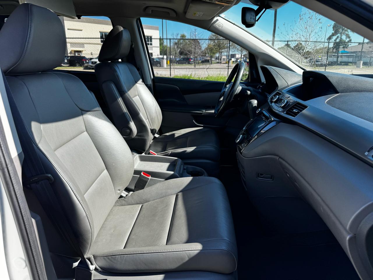 Photo 19 of 2016 Honda Odyssey Wagon for sale in Katy, TX