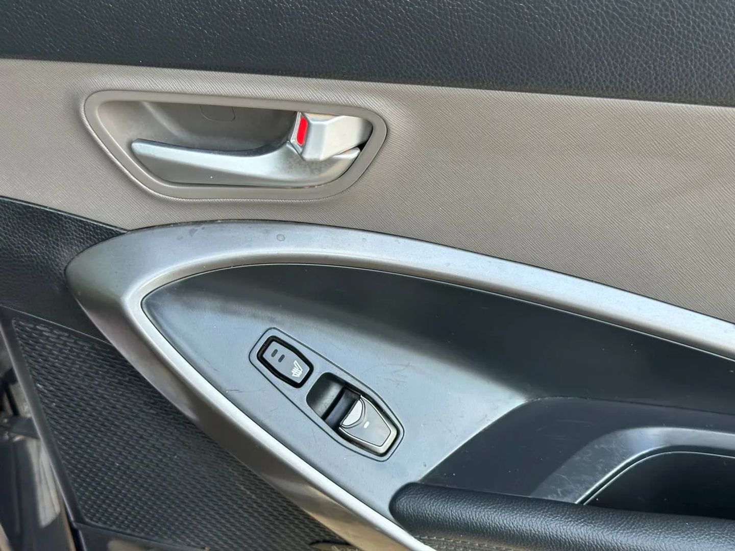 Photo 30 of 2017 Hyundai Santa Fe Wagon for sale in Katy, TX
