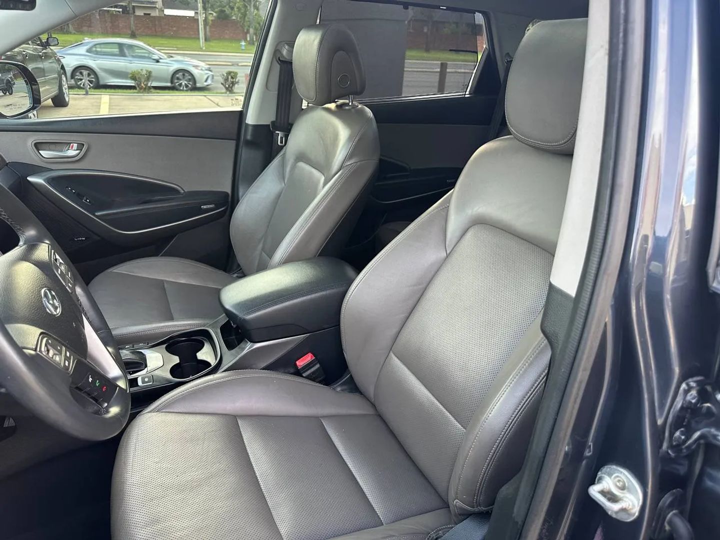 Photo 42 of 2017 Hyundai Santa Fe Wagon for sale in Katy, TX