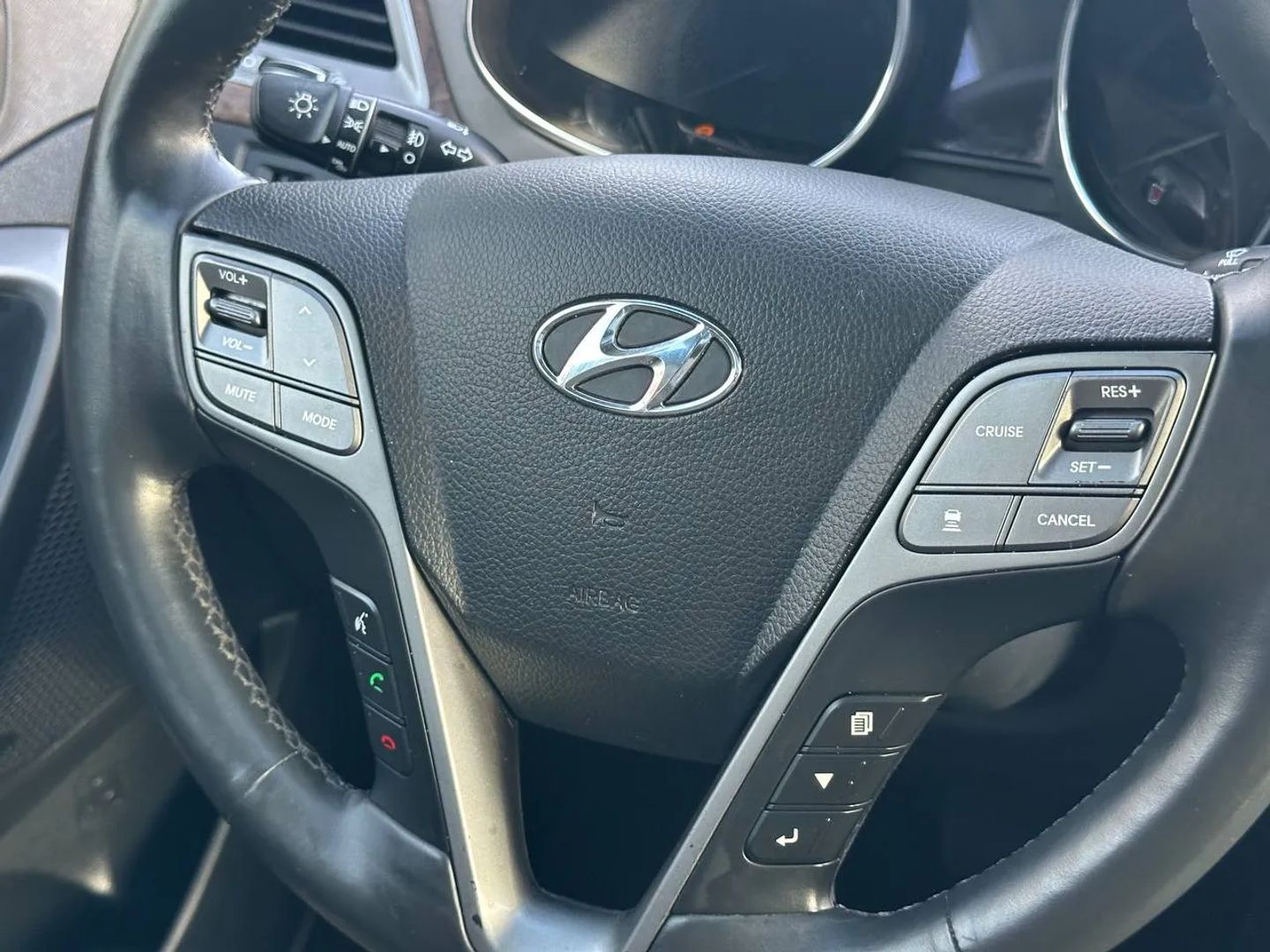 Photo 80 of 2017 Hyundai Santa Fe Wagon for sale in Katy, TX
