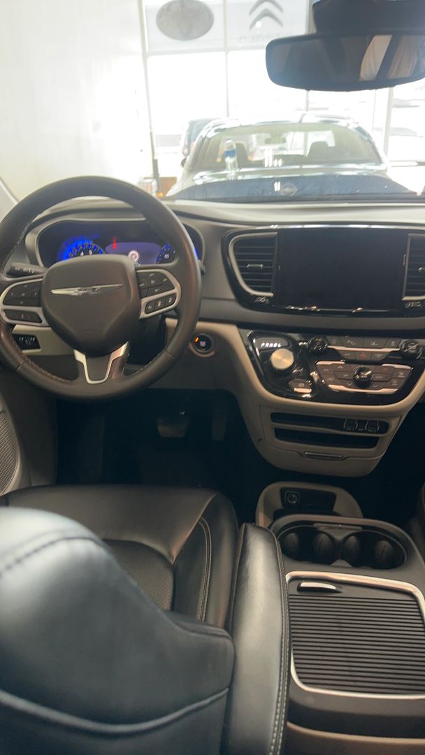 Photo 16 of 2023 Chrysler Pacifica Touring for sale in Houston, TX