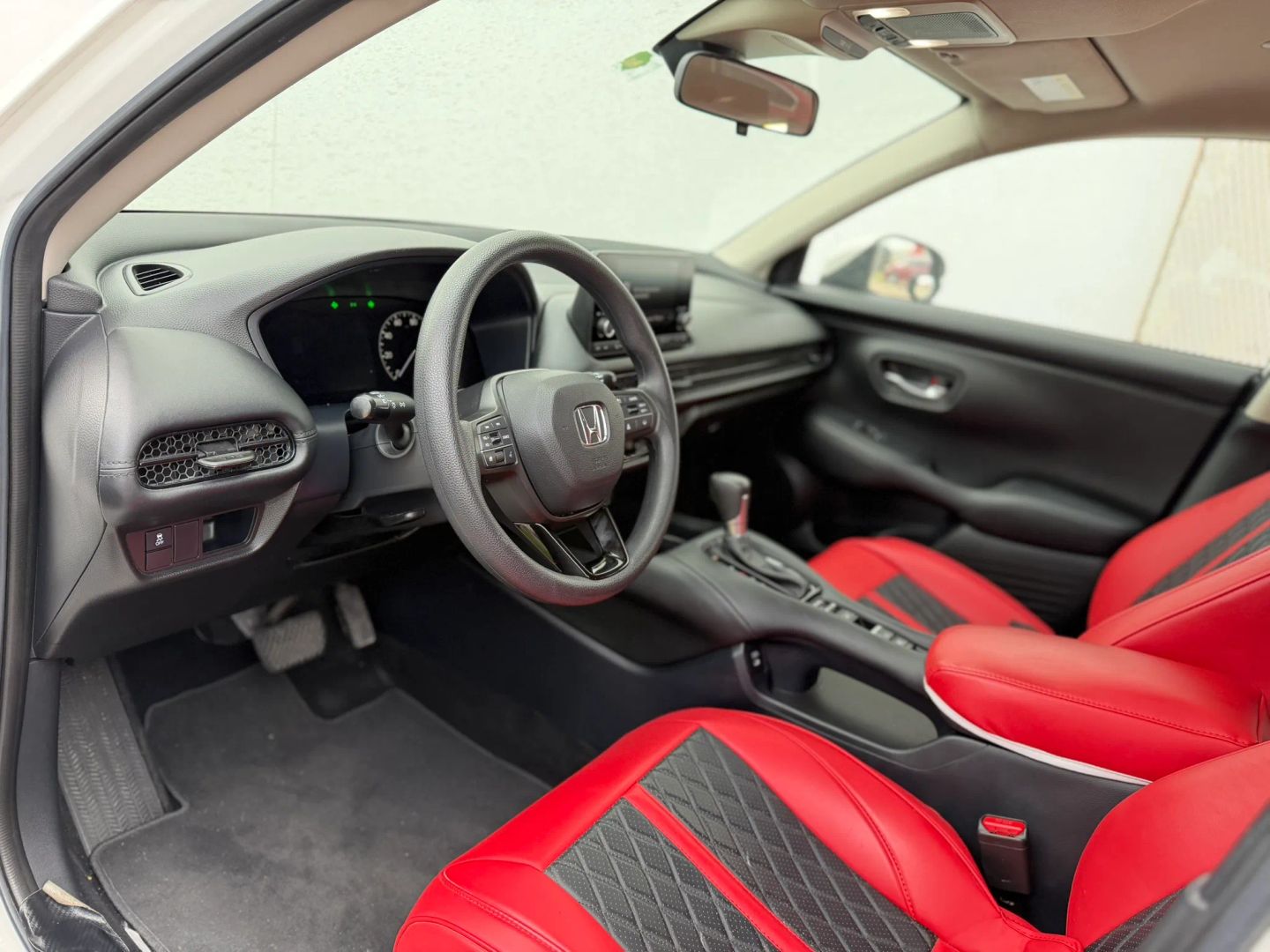 Photo 21 of 2024 Honda Hr-V LX for sale in Houston, TX