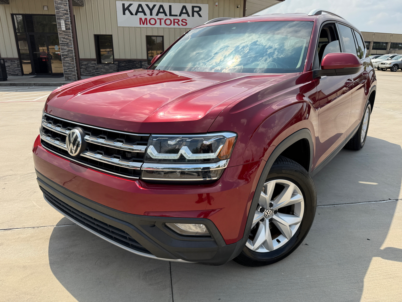 Photo 2 of 2019 Volkswagen Atlas SE for sale in Houston, TX