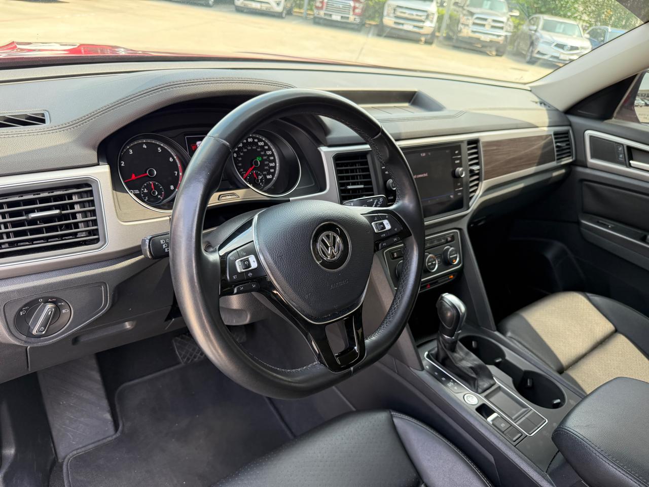 Photo 9 of 2019 Volkswagen Atlas SE for sale in Houston, TX