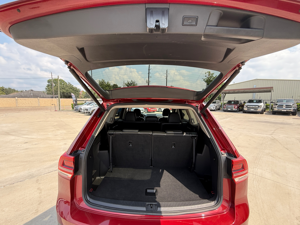 Photo 22 of 2019 Volkswagen Atlas SE for sale in Houston, TX
