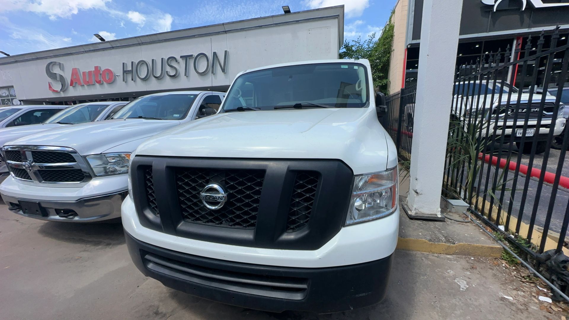 Photo 3 of 2019 Nissan Nv S VAN 3D for sale in Houston, TX