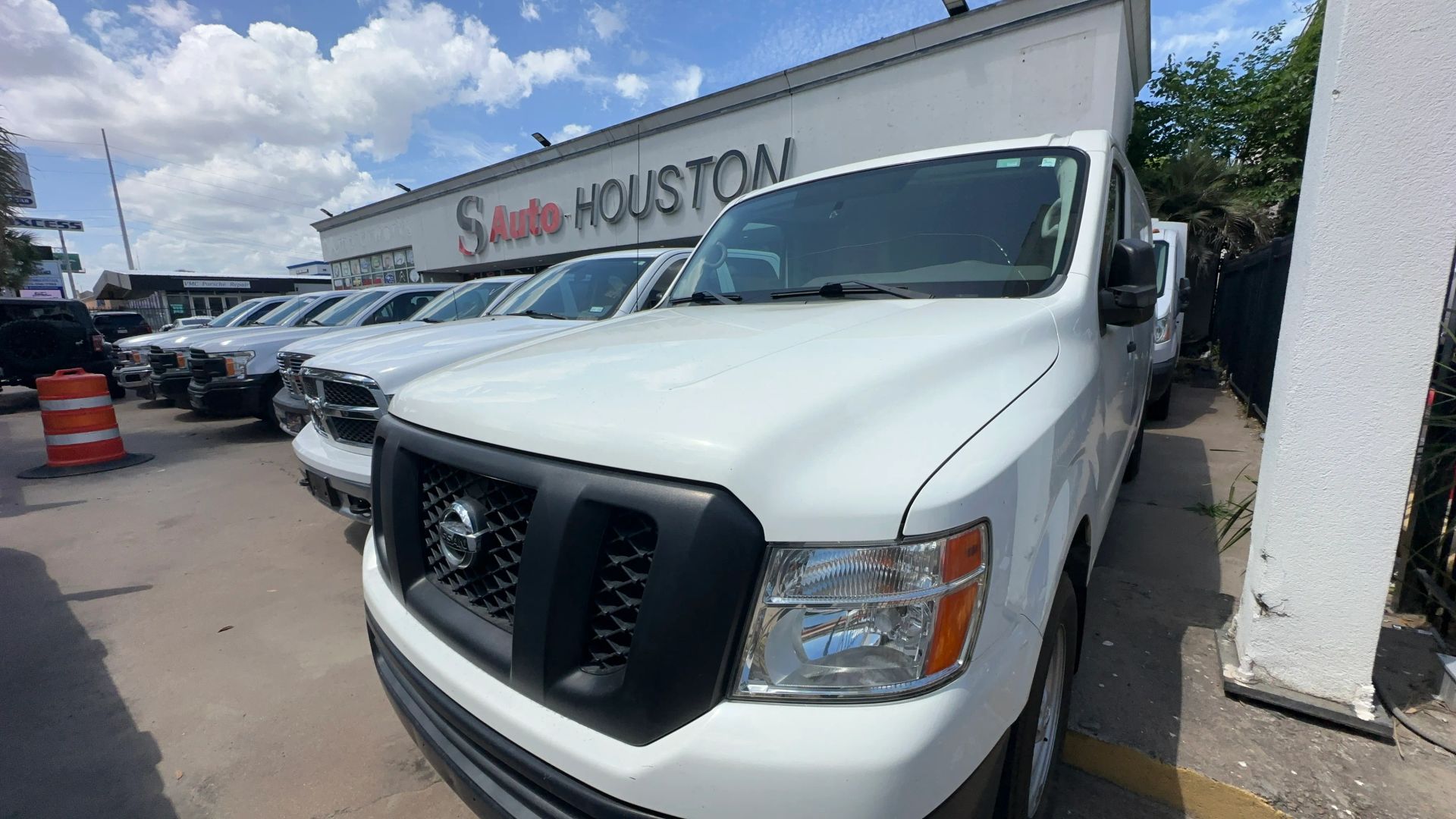 Photo 6 of 2019 Nissan Nv S VAN 3D for sale in Houston, TX