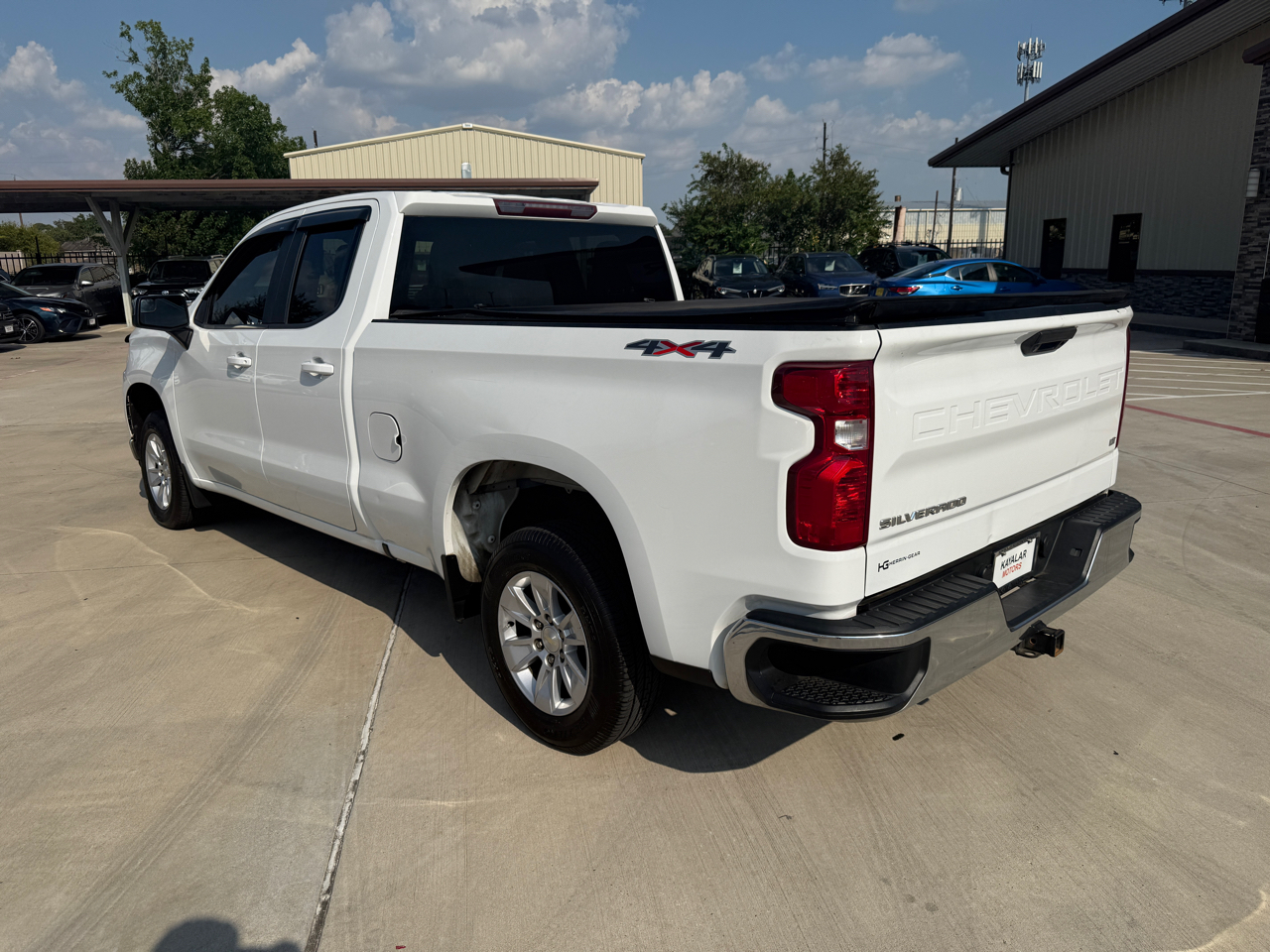 Photo 4 of 2020 Chevrolet Silverado LT for sale in Houston, TX