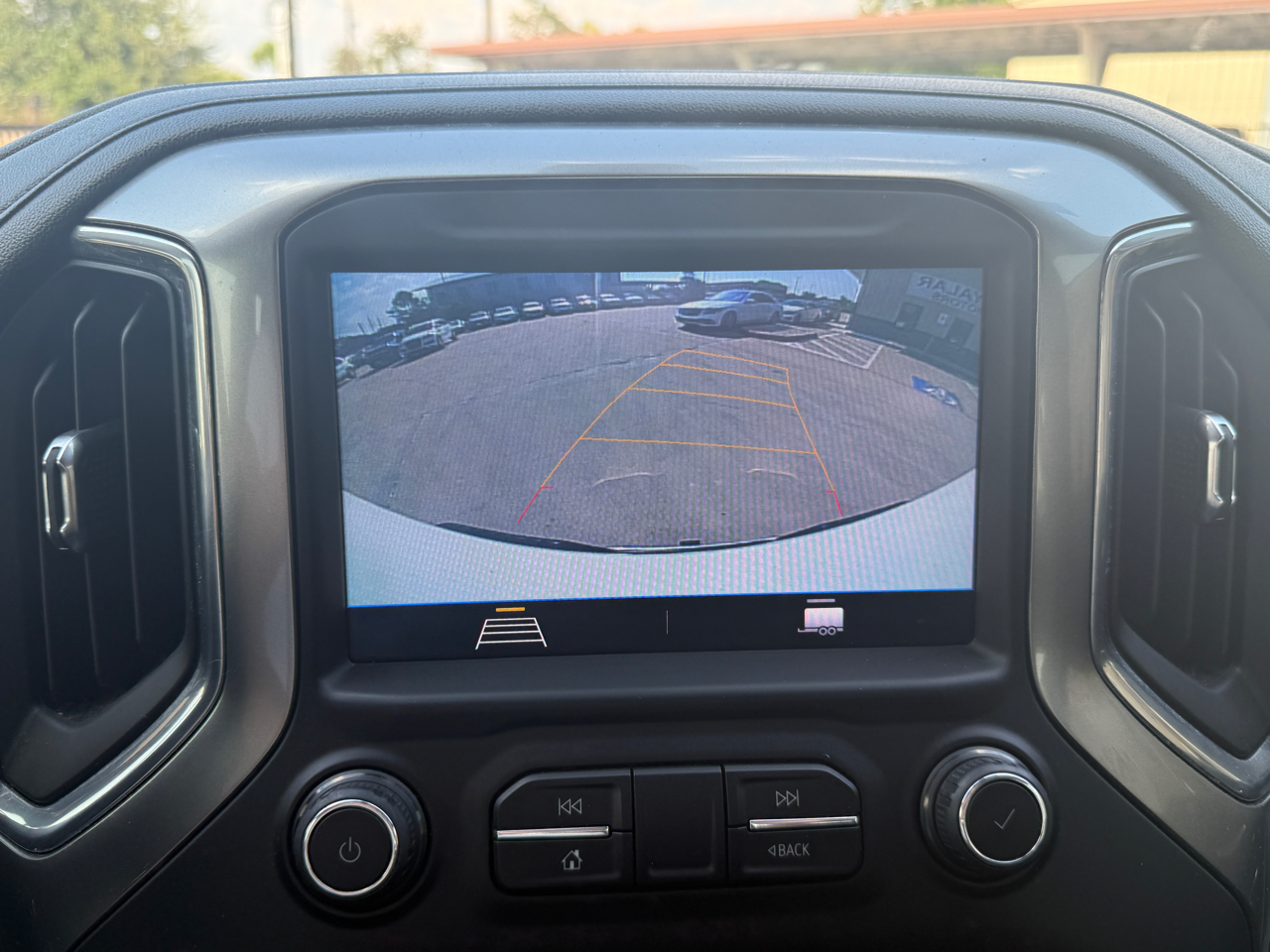 Photo 19 of 2020 Chevrolet Silverado LT for sale in Houston, TX