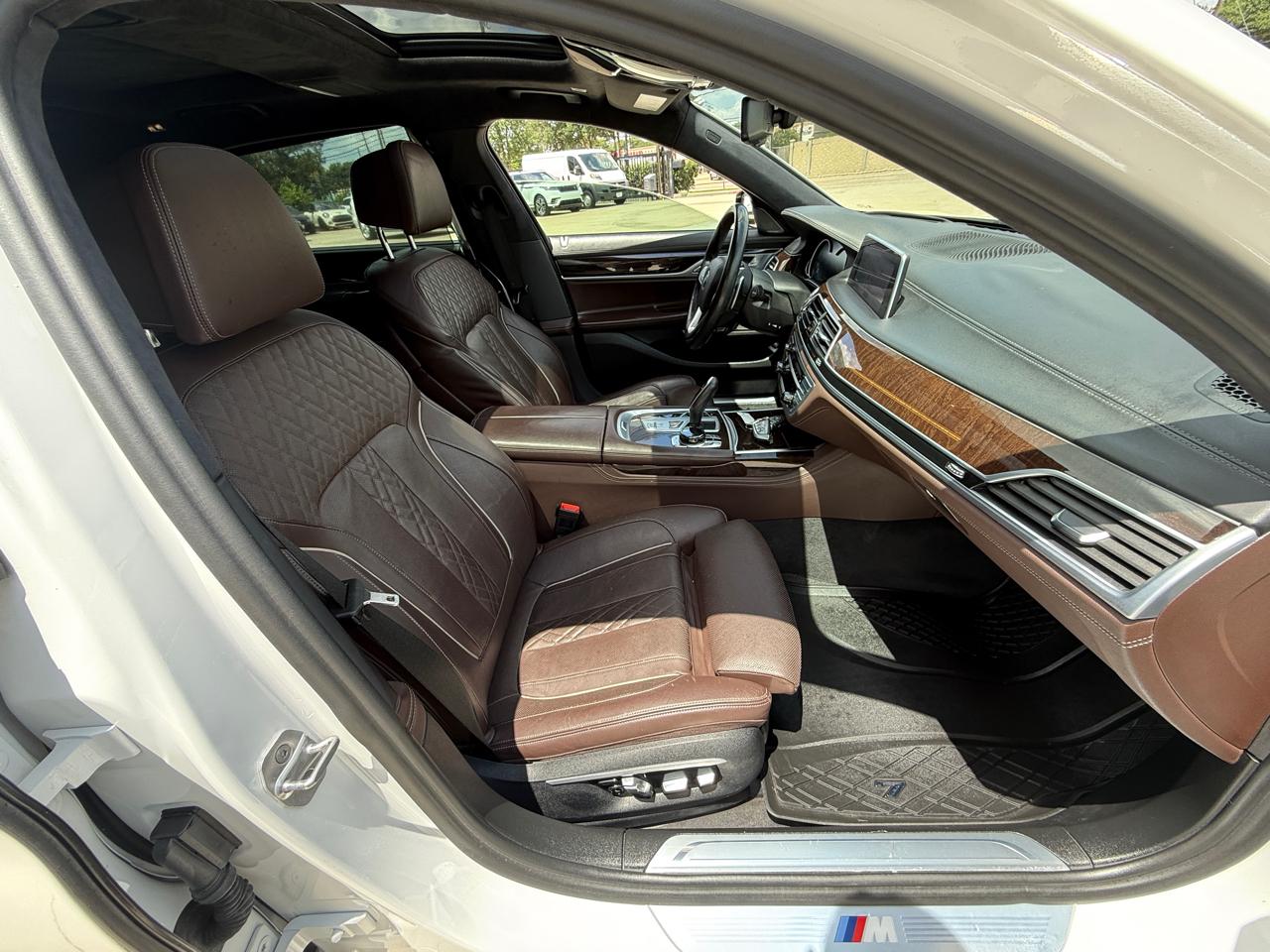 Photo 25 of 2017 BMW 750i, B7 7-series for sale in Houston, TX