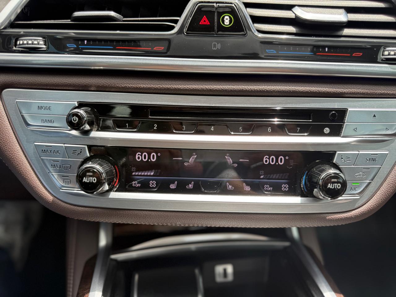 Photo 35 of 2017 BMW 750i, B7 7-series for sale in Houston, TX