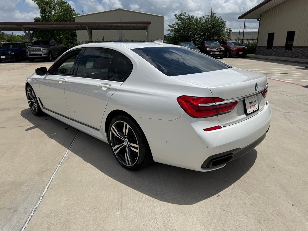 Photo 8 of 2017 BMW 750i, B7 7-series for sale in Houston, TX