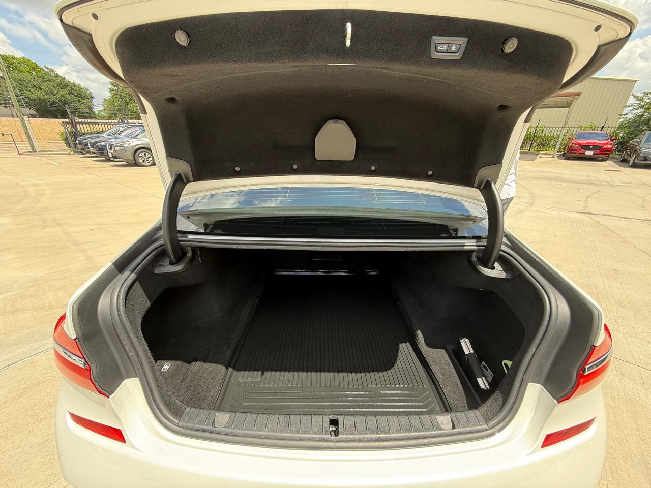 Photo 46 of 2017 BMW 750i, B7 7-series for sale in Houston, TX
