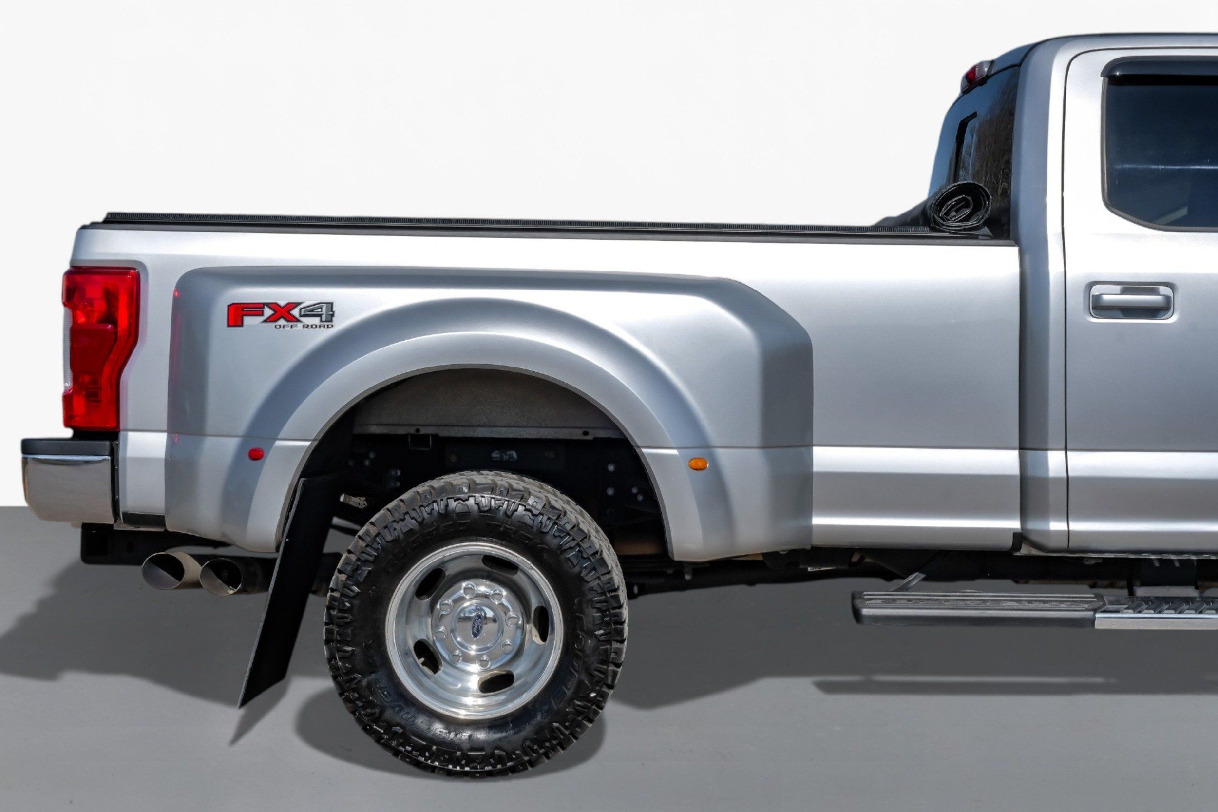 Photo 11 of 2019 Ford F-350 Super for sale in Katy, TX