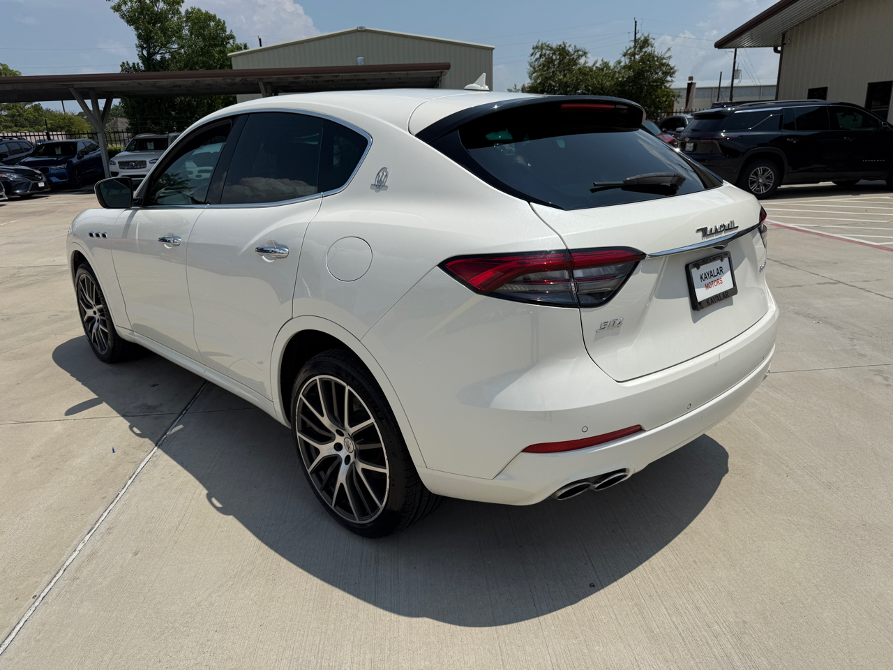 Photo 4 of 2021 Maserati Levante Base for sale in Houston, TX