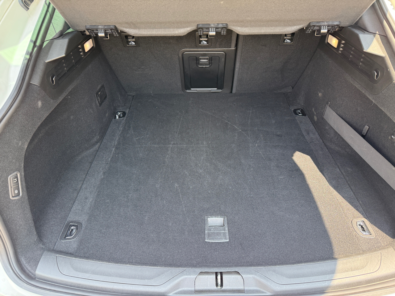 Photo 18 of 2021 Maserati Levante Base for sale in Houston, TX