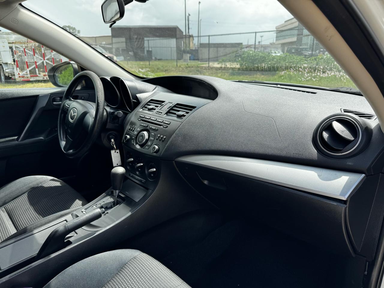 Photo 15 of 2012 Mazda Mazda3 Sport for sale in Katy, TX
