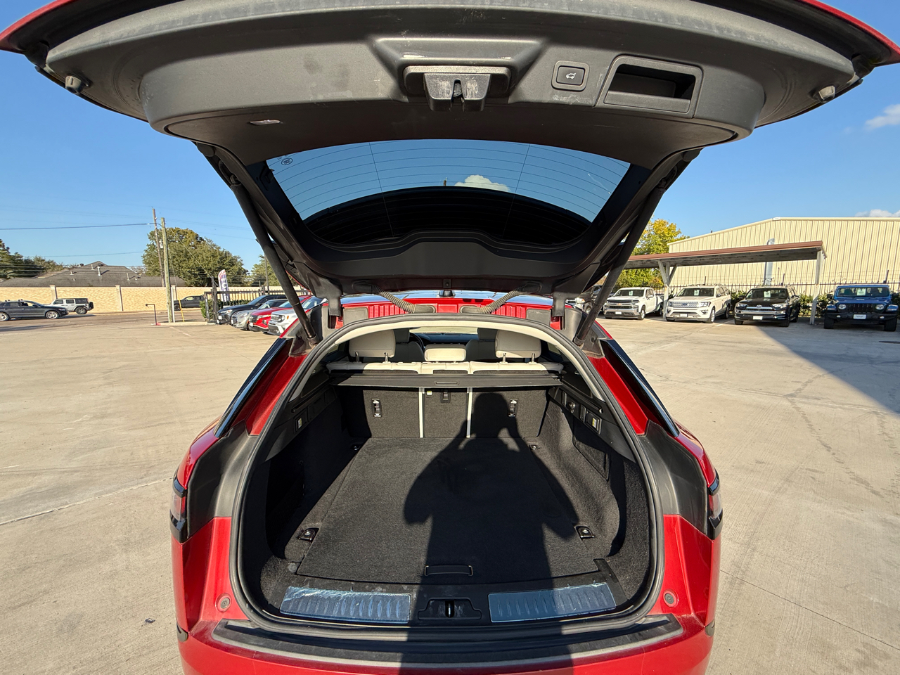 Photo 17 of 2021 Land Rover Range Rover Velar S for sale in Houston, TX