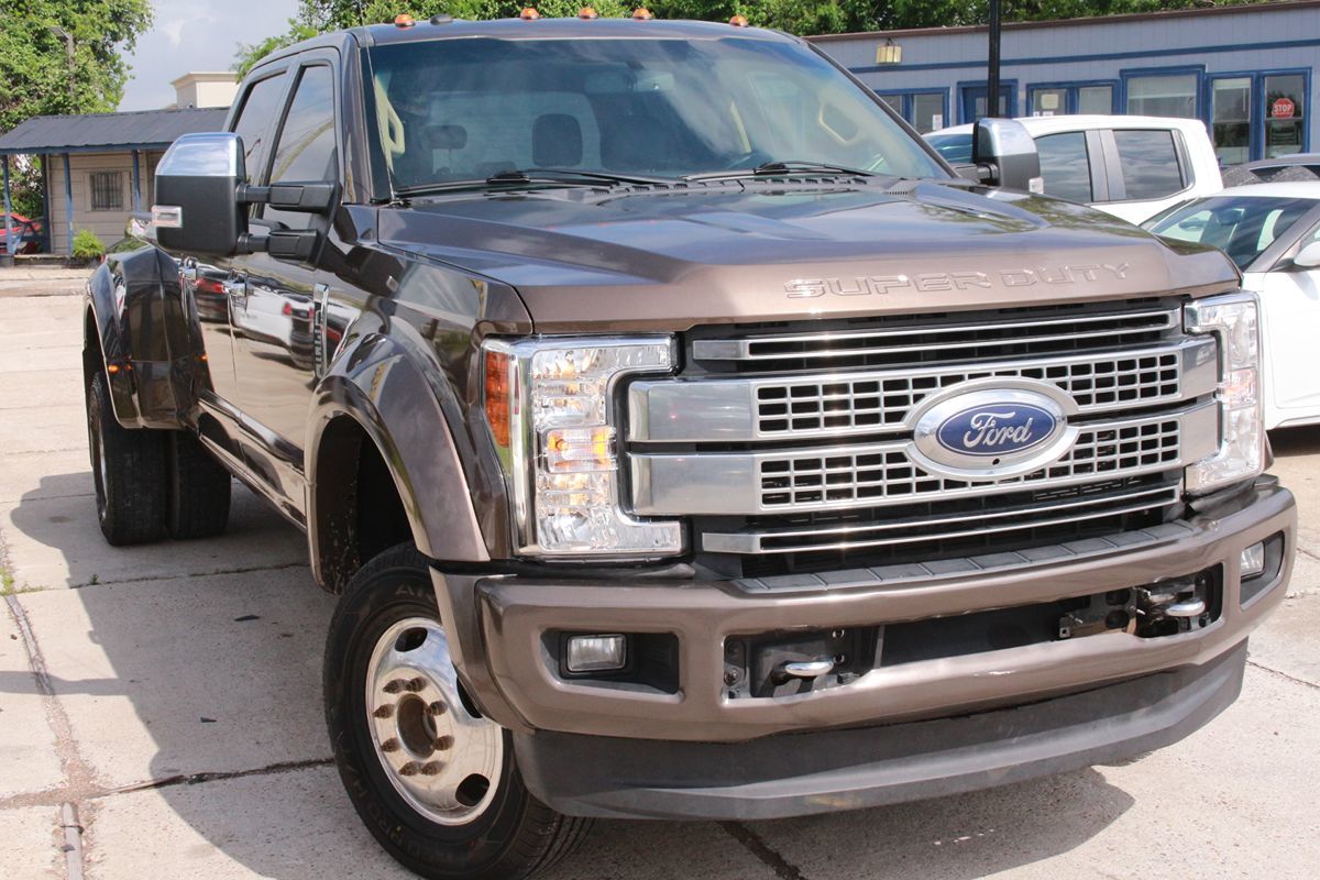 Photo 7 of 2017 Ford F-350 Super for sale in Cypress, TX