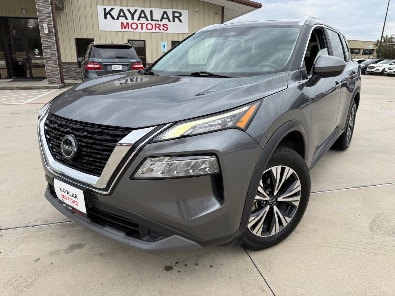 Photo 4 of 2023 Nissan Rogue SV for sale in Houston, TX