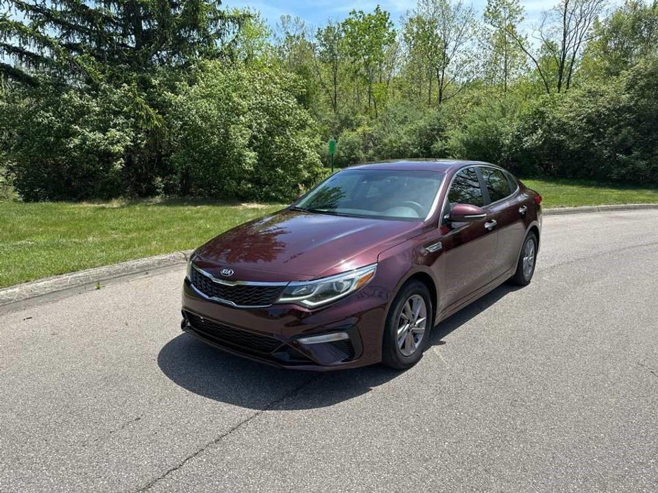 Photo 2 of 2020 Kia Optima Lx, for sale in Houston, TX