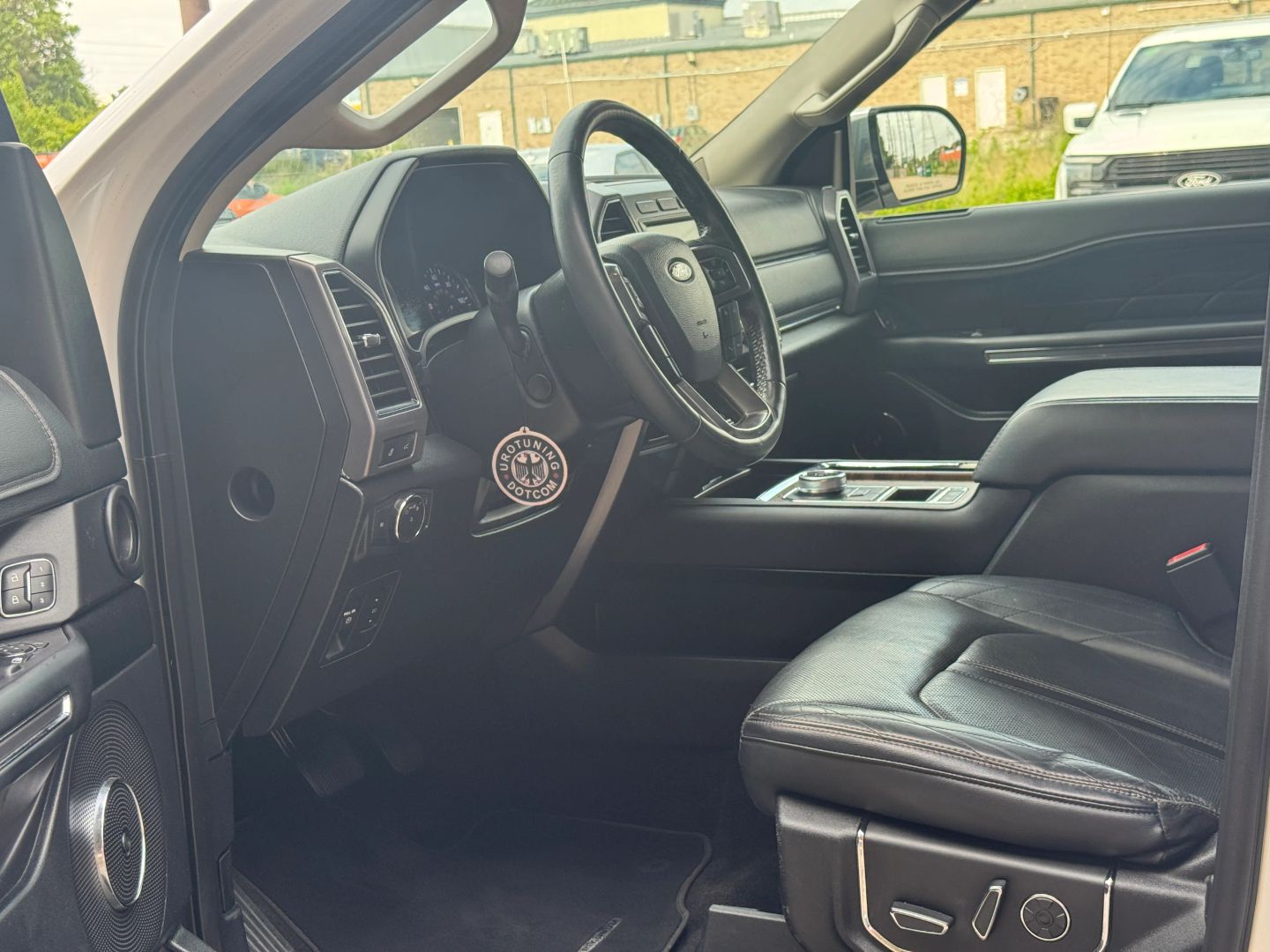 Photo 65 of 2018 Ford Expedition Max Platinum for sale in Katy, TX