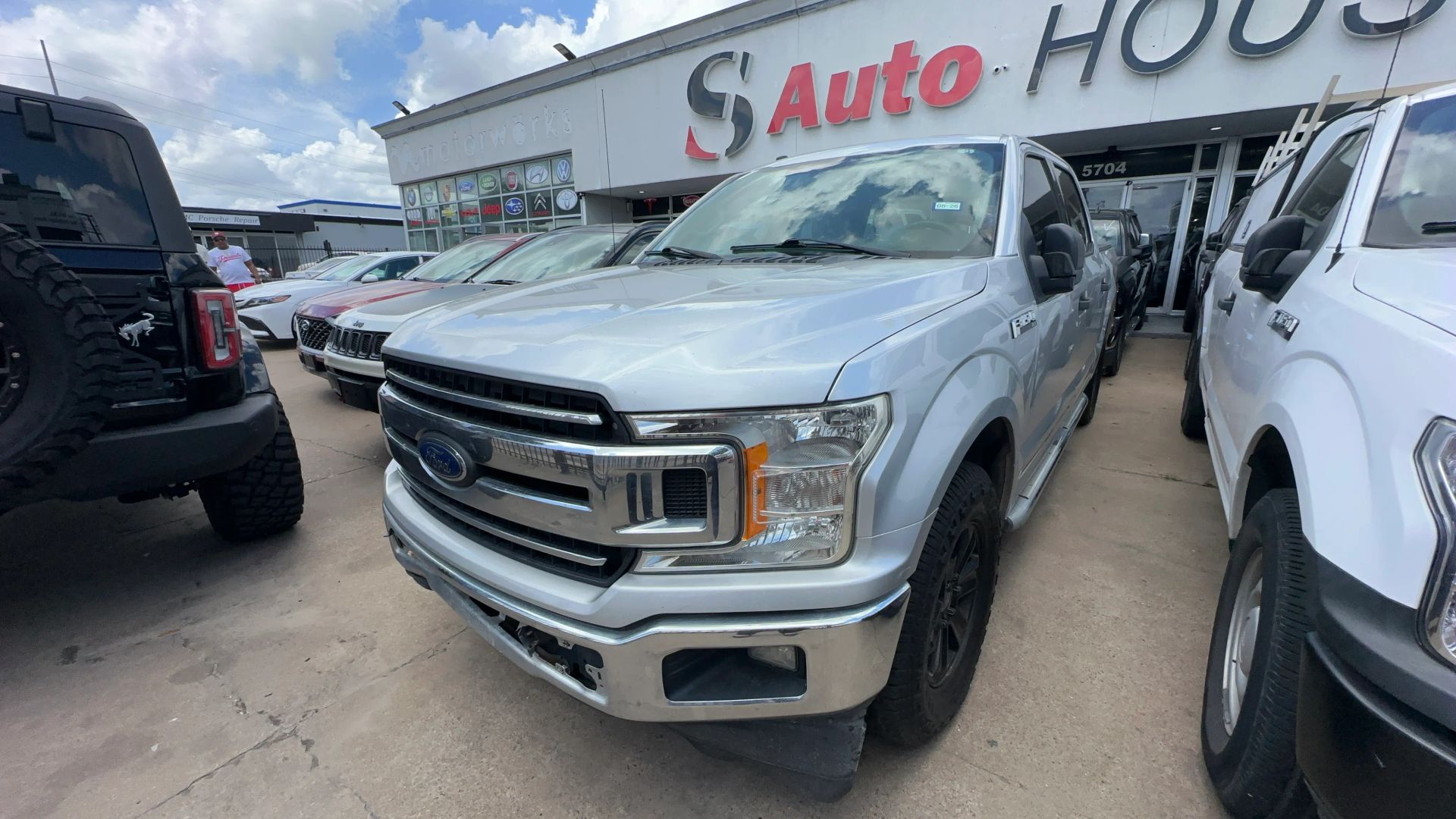 Photo 5 of 2018 Ford F-150 XLT Pickup 4D 5 1/2 FT for sale in Houston, TX
