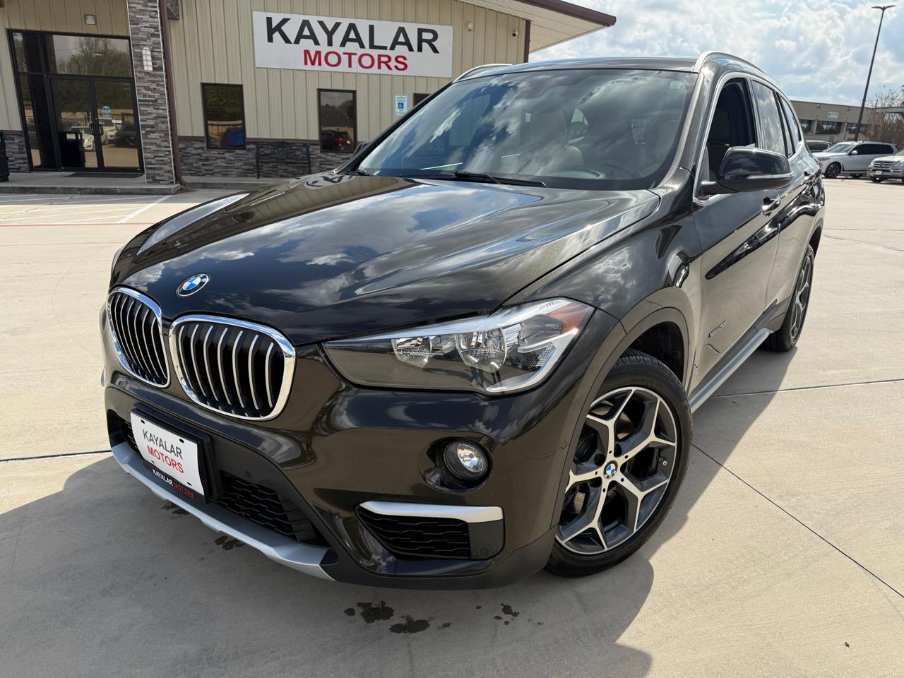 Photo 2 of 2018 BMW X1 Sdrive28i for sale in Houston, TX